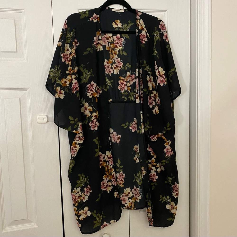 Floral kimono